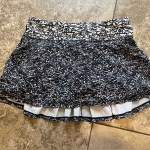 Lululemon pace rival skirt